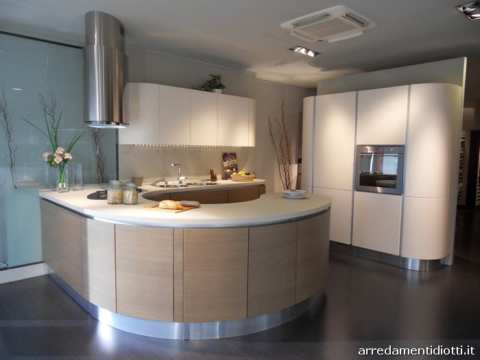 Cucine con isola rotonda: scavolini cucina flux cucine a prezzi ... Cucine con isola prezzi