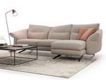 202 - Carnaby è un divano moderno con chaise longue con schienali e braccioli pieghevoli, grazie al suo innovativo sistema di meccanismi interni che ne garantiscono l'estrema versatilità.
Il divano Carnaby offre un comfort avvolgente grazie ai cuscini di seduta ampi e accoglienti ed agli schienali alti; con un semplice movimento, piegando ogni cuscino di schienale e i braccioli, il divano si adatta perfettamente ad ogni esigenza di seduta.
Il modello proposto in prezzo affare è rivestito in Tessuto antimacchia completamente sfoderabile. Carnaby