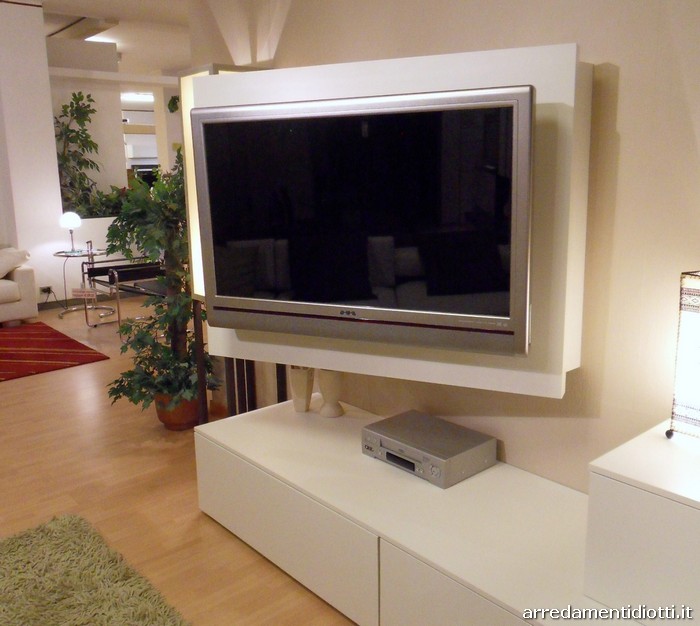 Link free diotti a f italian furniture and interior design for Mobile angolare soggiorno