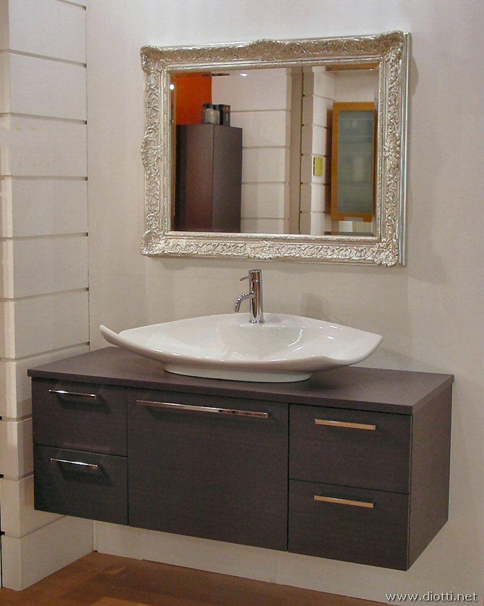 Zebrano-bagno-tinto-grigio-Flai-specchio-half